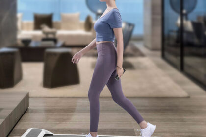 Walking Pad Laufband für Zuhause 120kg,1-6km/h