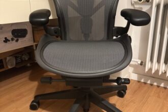 Herman Miller Bürostuhl Aeron Remastered, Größe
