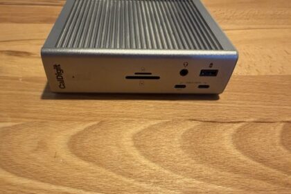 CalDigit TS4 - Thunderbolt Station 4,