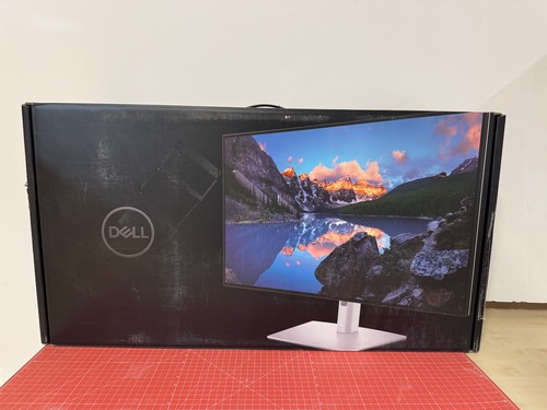 Dell UltraSharp U3223QE 31.5" 4K IPS