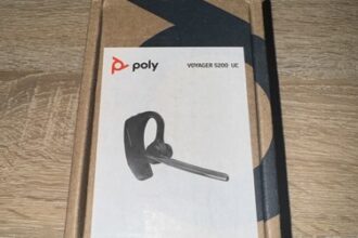 Poly Voyager 5200 UC Bluetooth Headset